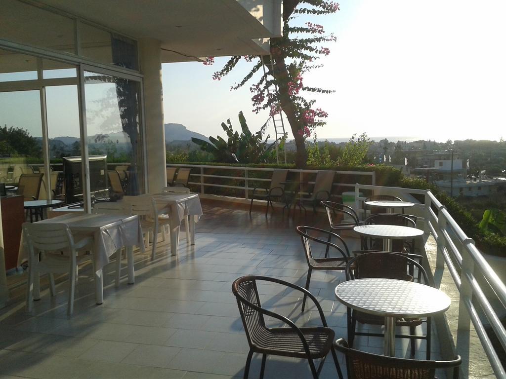 Iris Hotel Afantou Dış mekan fotoğraf