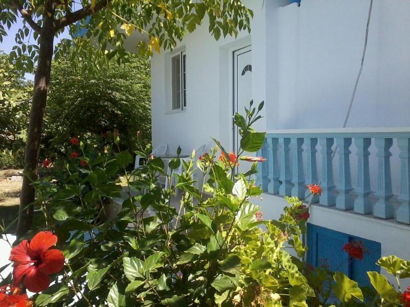 Iris Hotel Afantou Dış mekan fotoğraf