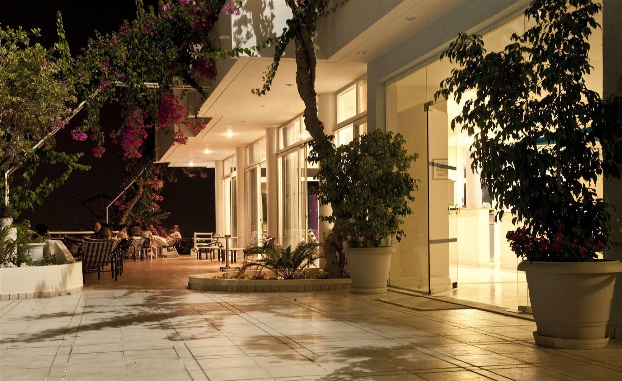 Iris Hotel Afantou Dış mekan fotoğraf