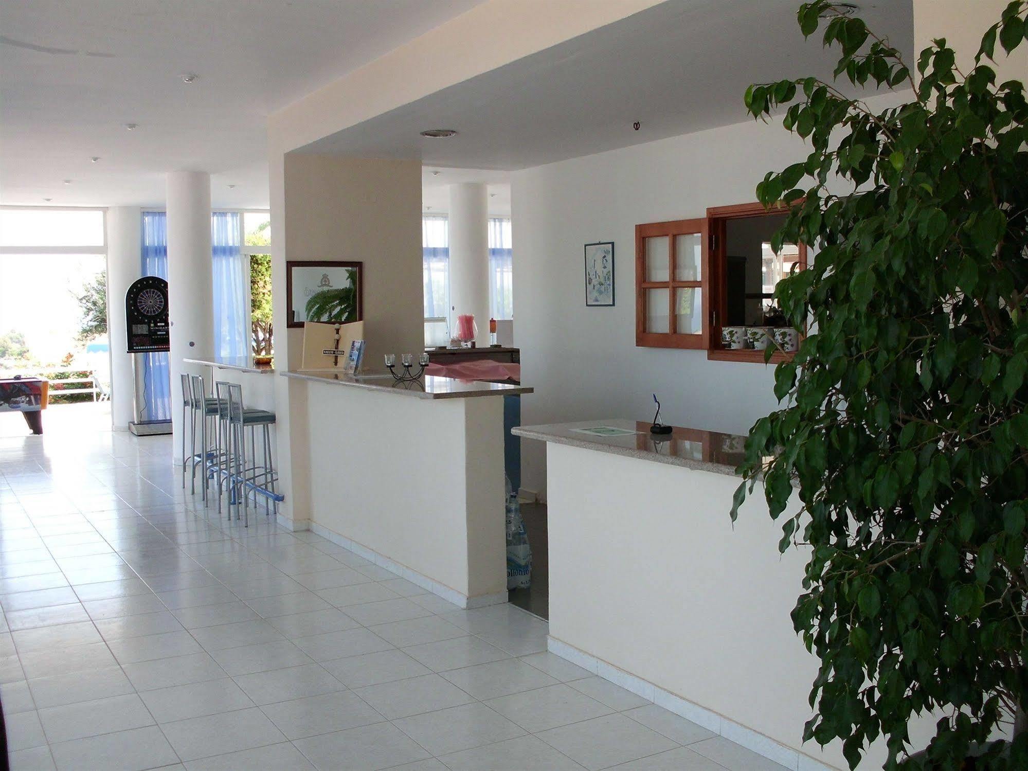 Iris Hotel Afantou Dış mekan fotoğraf