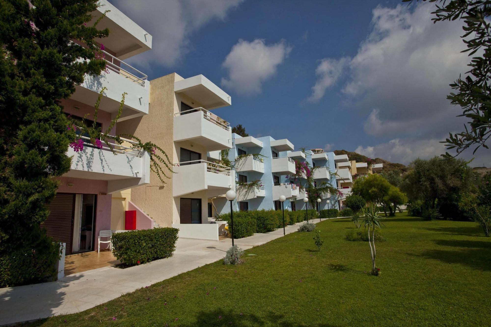 Iris Hotel Afantou Dış mekan fotoğraf