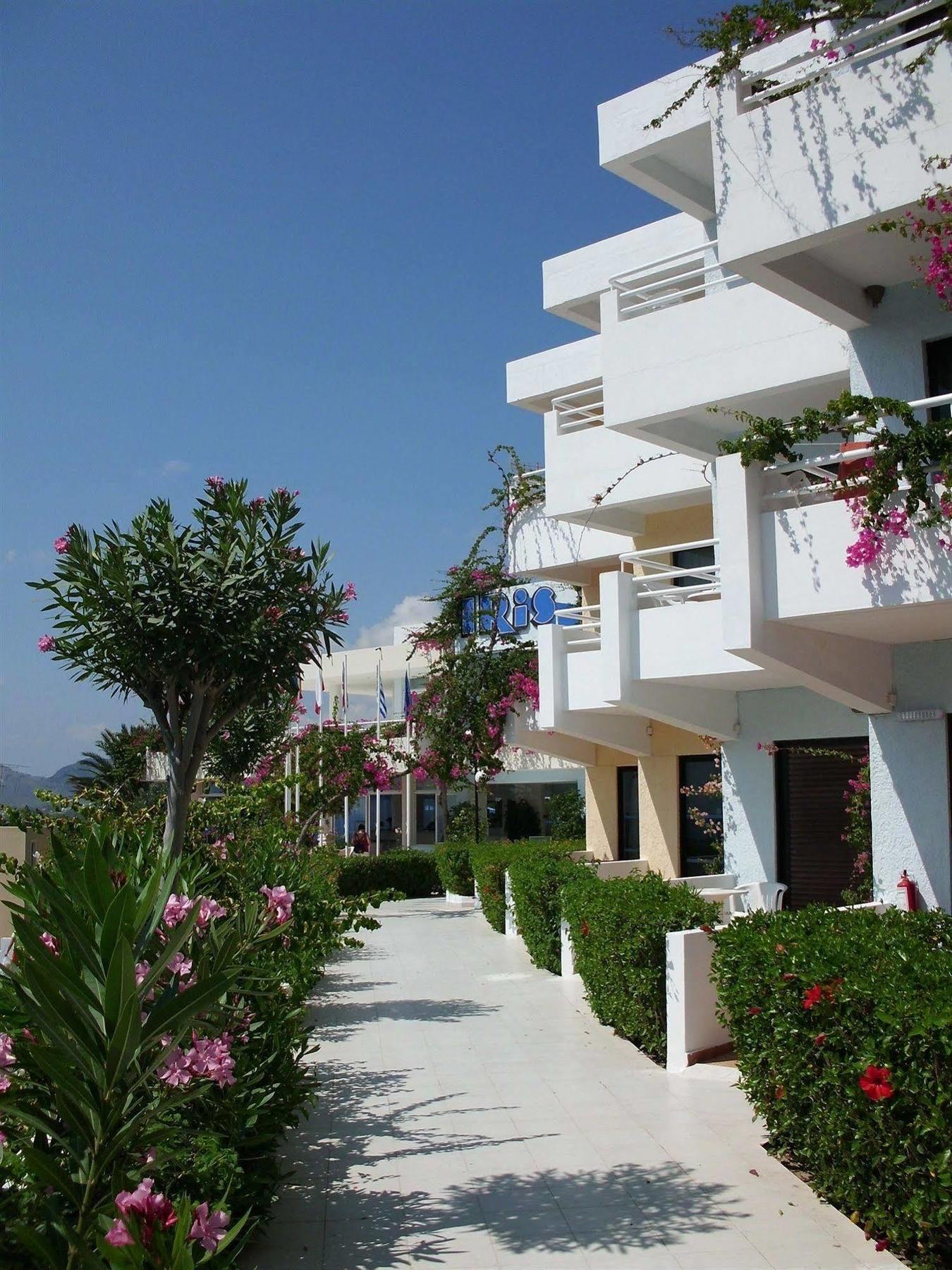 Iris Hotel Afantou Dış mekan fotoğraf