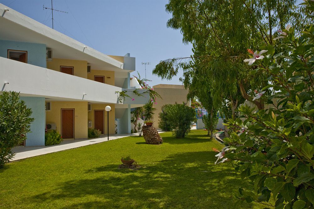 Iris Hotel Afantou Dış mekan fotoğraf