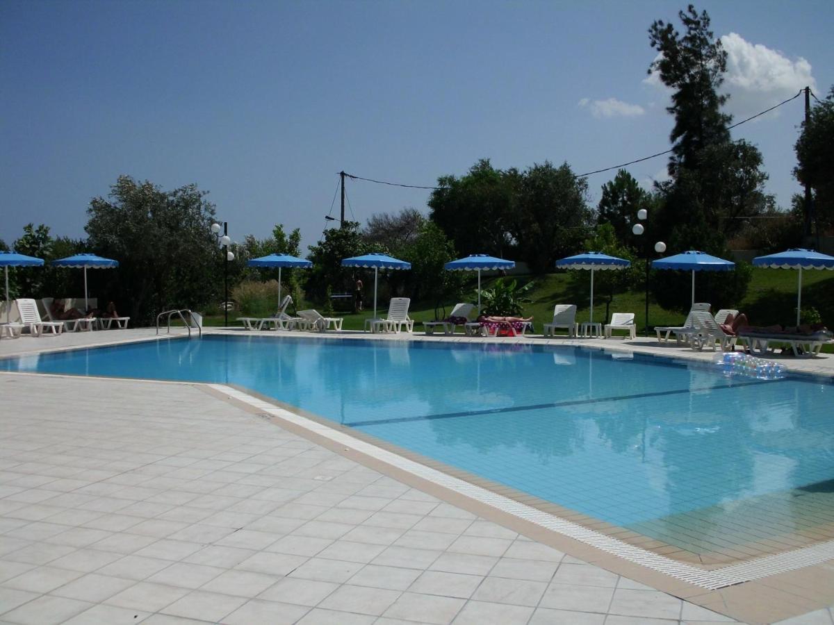 Iris Hotel Afantou Dış mekan fotoğraf