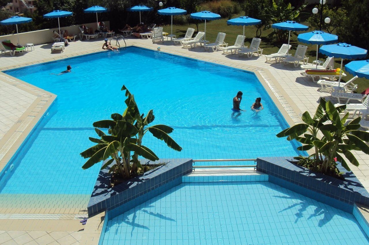 Iris Hotel Afantou Dış mekan fotoğraf