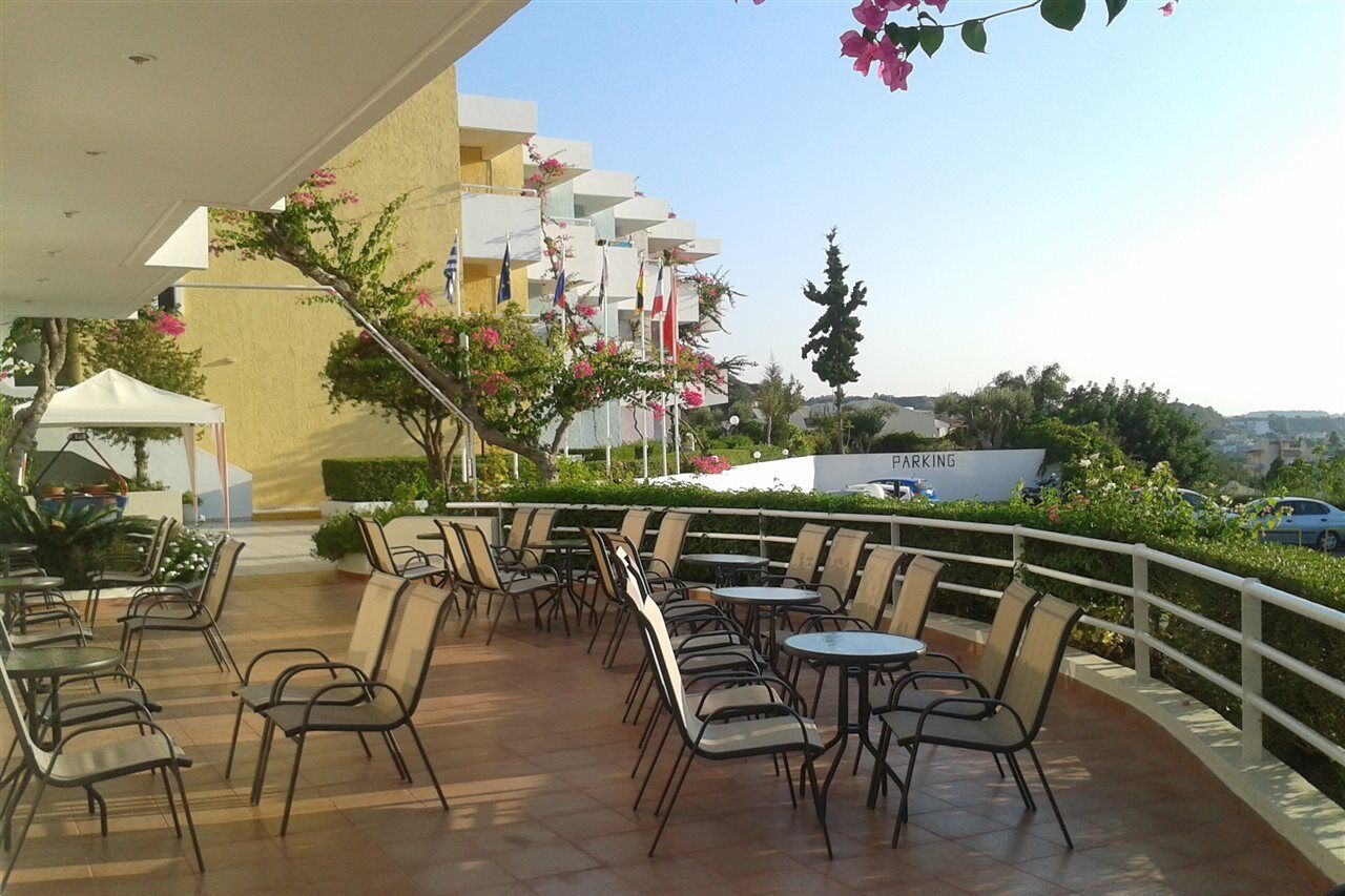 Iris Hotel Afantou Dış mekan fotoğraf