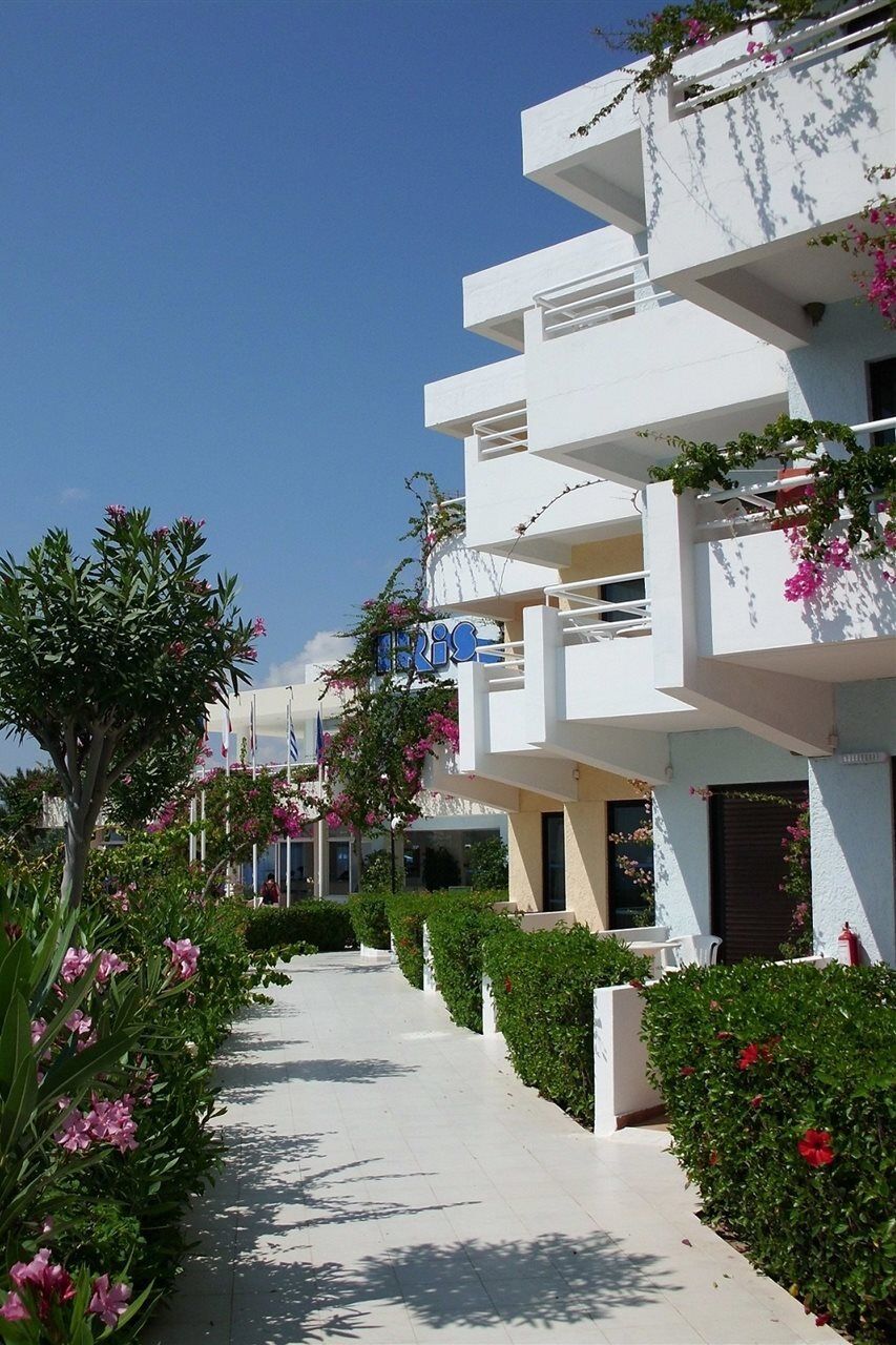 Iris Hotel Afantou Dış mekan fotoğraf